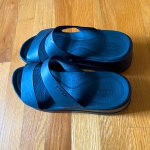 ❗️SOLD❗️Crocs Women Sandals 🌺